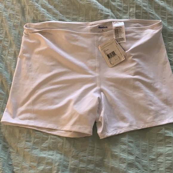 Reebok play dry shorts - 4 inch (3 identical) - Picture 3 of 14